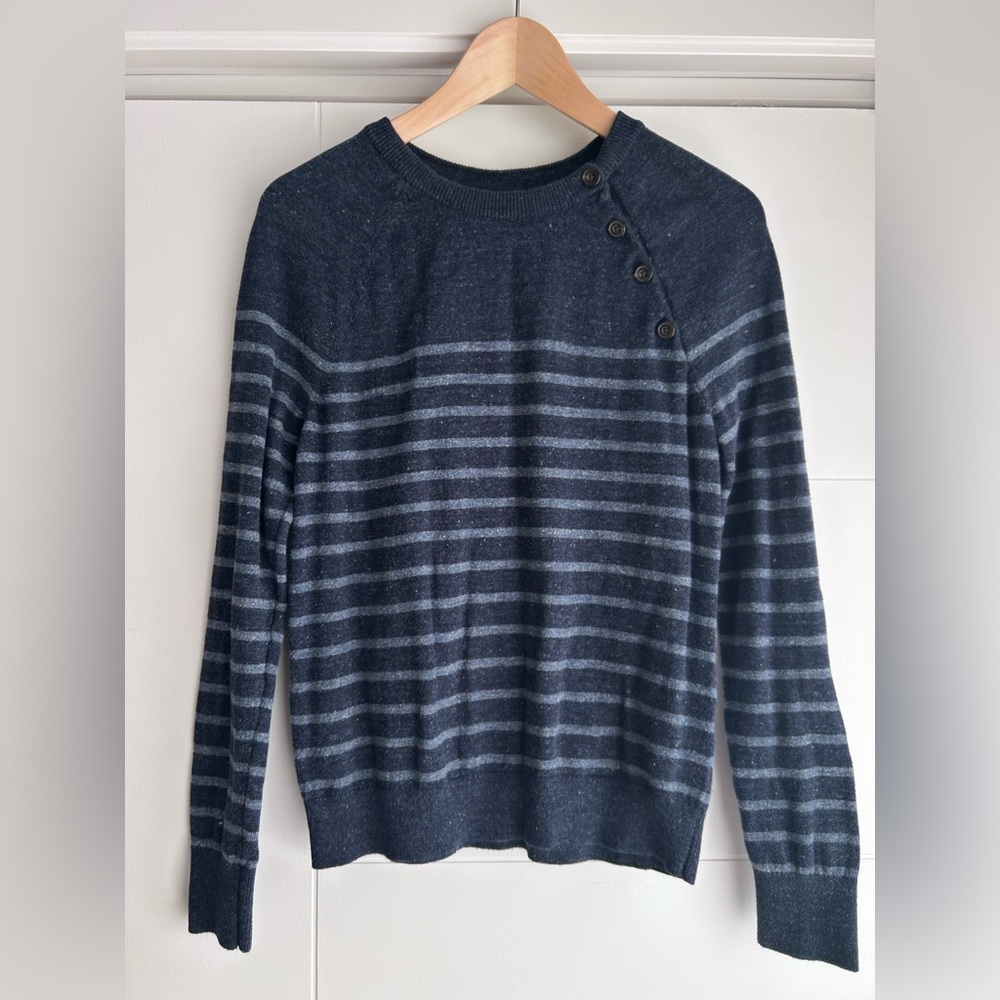 Abercrombie and Fitch Sweater
